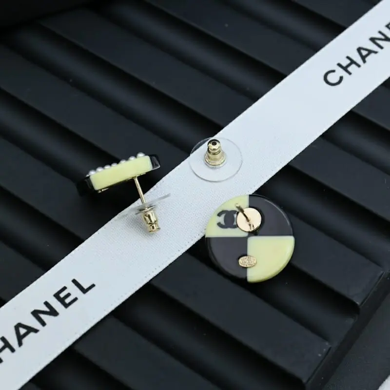 chanel boucles doreilles pour femme s_12517743